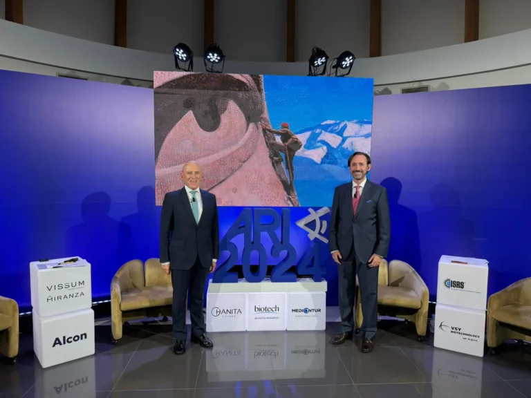 Prof. Alió y Prof. Maldonado