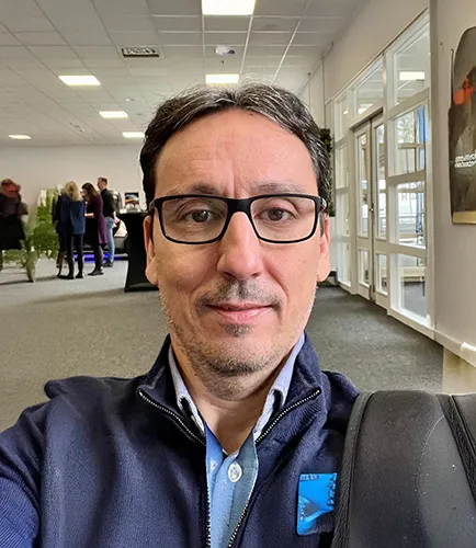 Dr. Gonzalo Carracedo