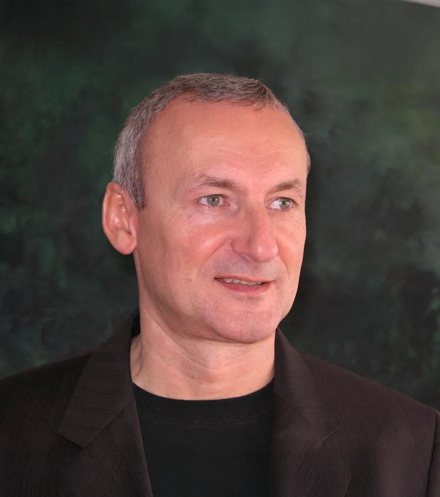 Dr. Vladimir Pfeifer